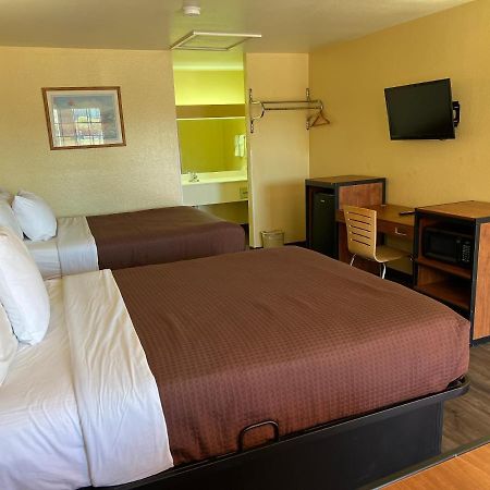 Executive Inn & Suites Lackland Afb 圣安东尼奥 外观 照片