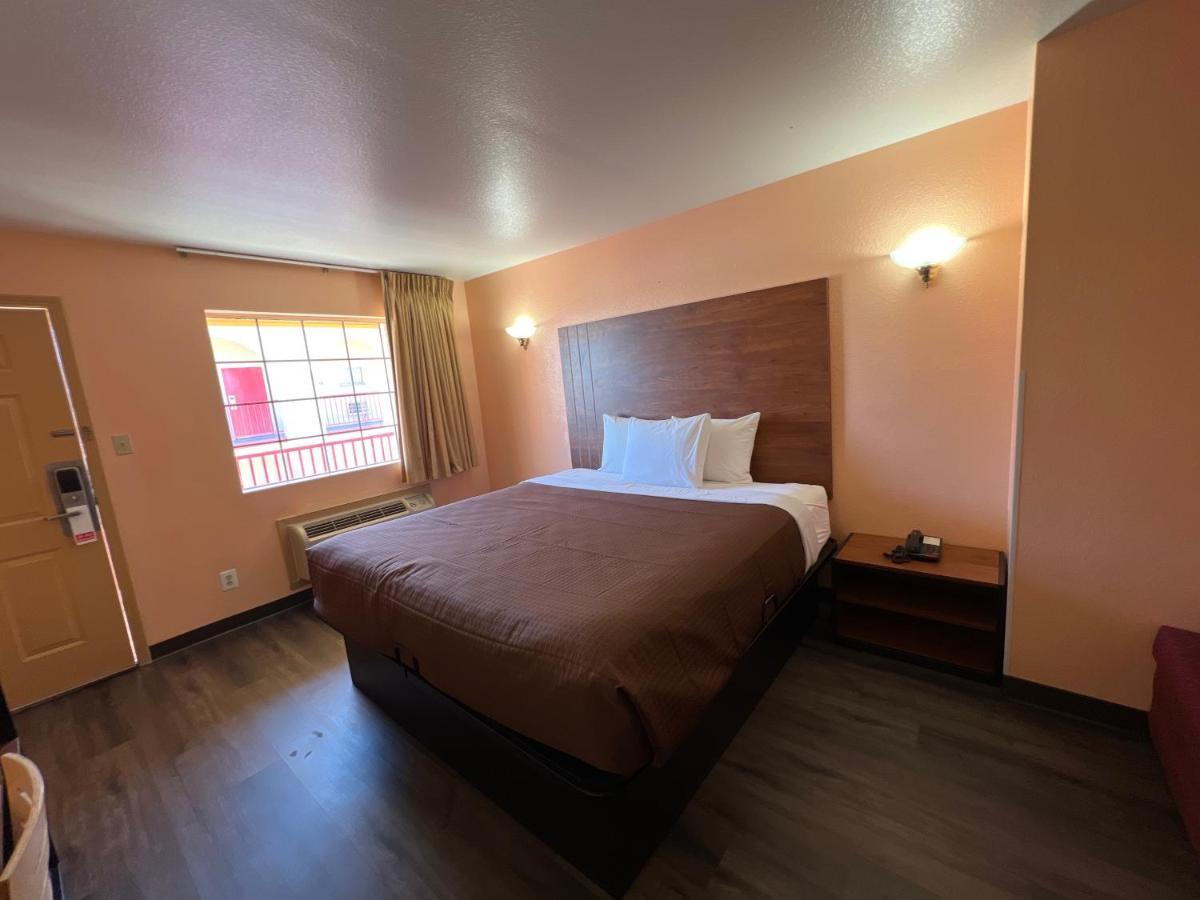 Executive Inn & Suites Lackland Afb 圣安东尼奥 外观 照片