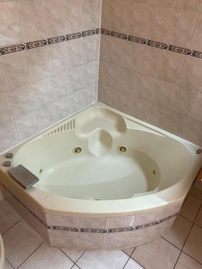 Executive Inn & Suites Lackland Afb 圣安东尼奥 外观 照片