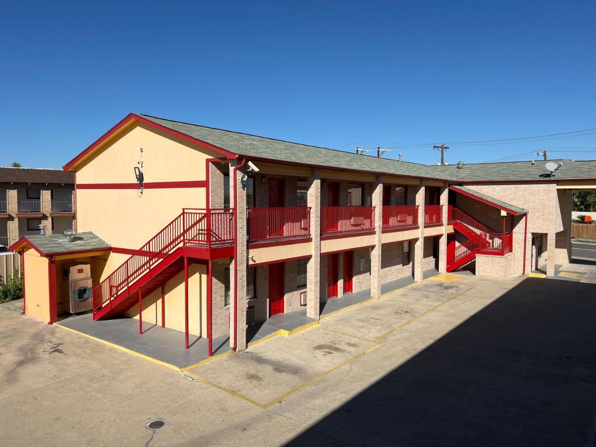 Executive Inn & Suites Lackland Afb 圣安东尼奥 外观 照片